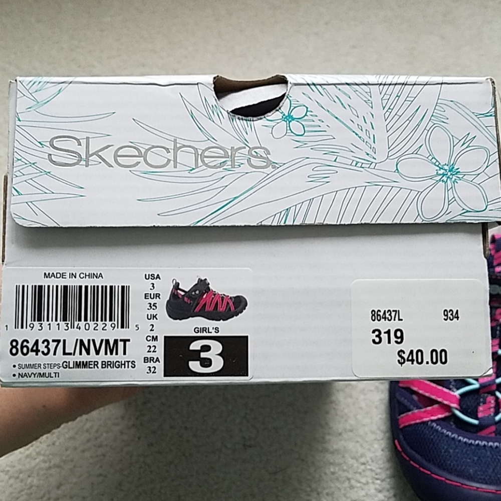 Girls Sketchers - Picture 6 of 6